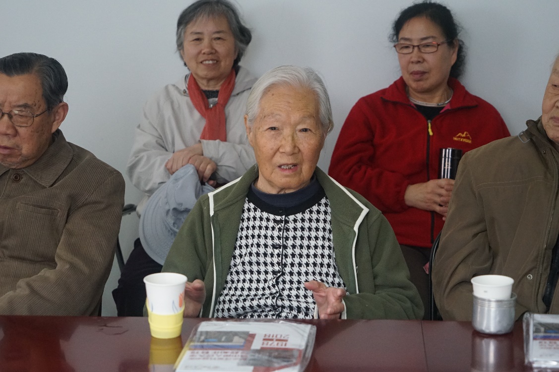 D:\退休科资料务必保留\2019年\活动照片\20190412铁一号健康讲座\DSC08269.JPG